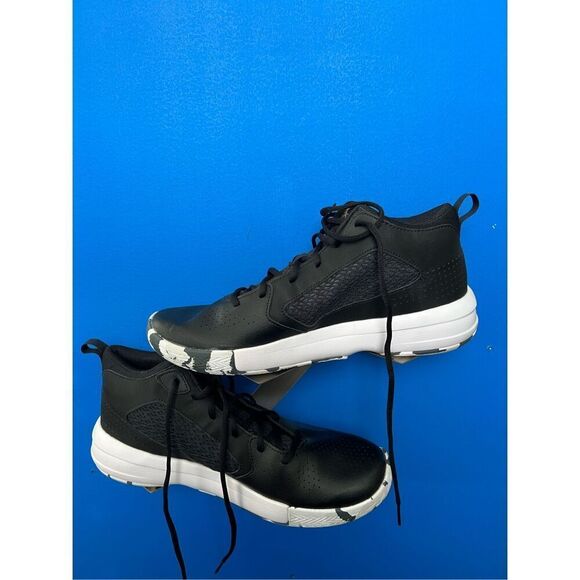 Under Armour Size 13 YMUI  Excellent Condition - Picture 1 of 6